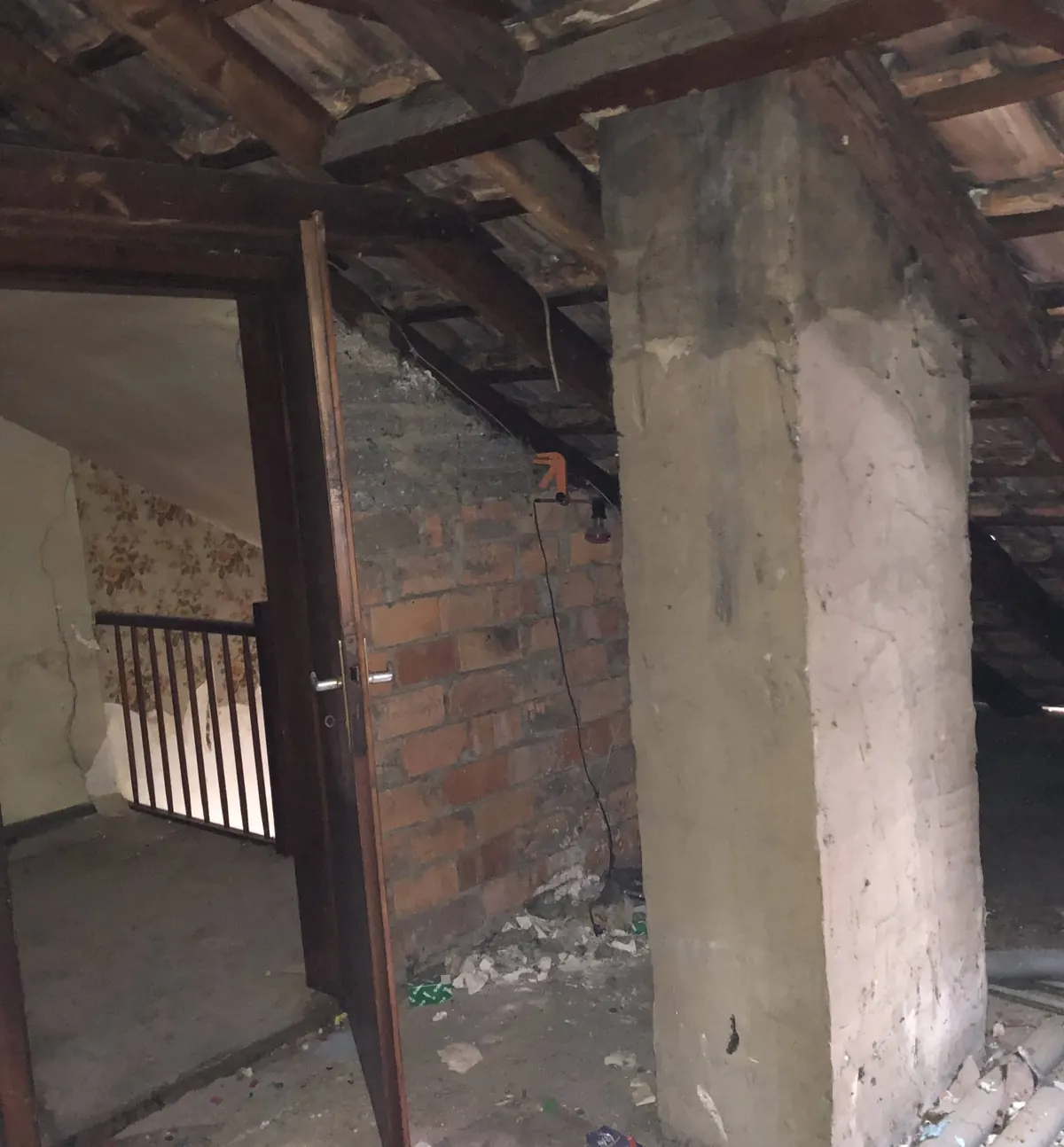 Hanau, Dachgeschoss mit Kamin